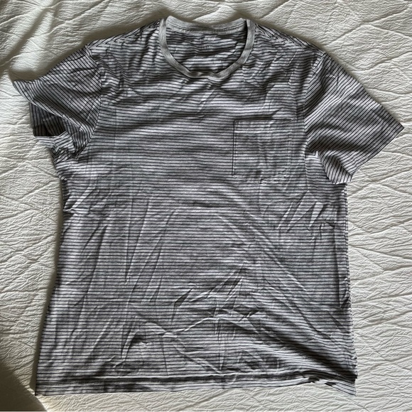 Mens striped J crew tshirt - Picture 4 of 5